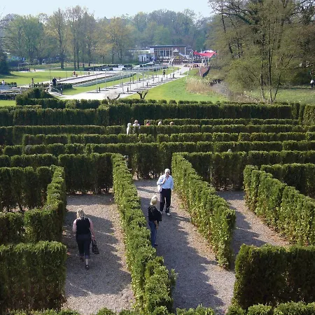 Haus Niedersachsen Гостевой дом Бад-Зальцуфлен